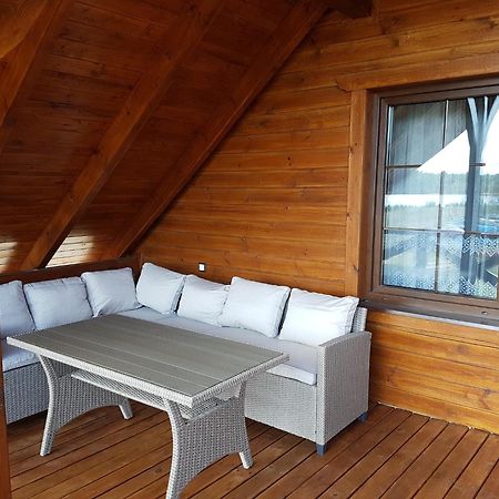 Wooden Holiday Home In Skrzynia With Terrace Osiek  ภายนอก รูปภาพ
