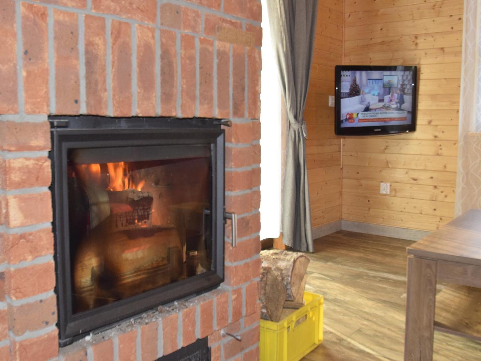 Wooden Holiday Home In Skrzynia With Terrace Osiek  ภายนอก รูปภาพ