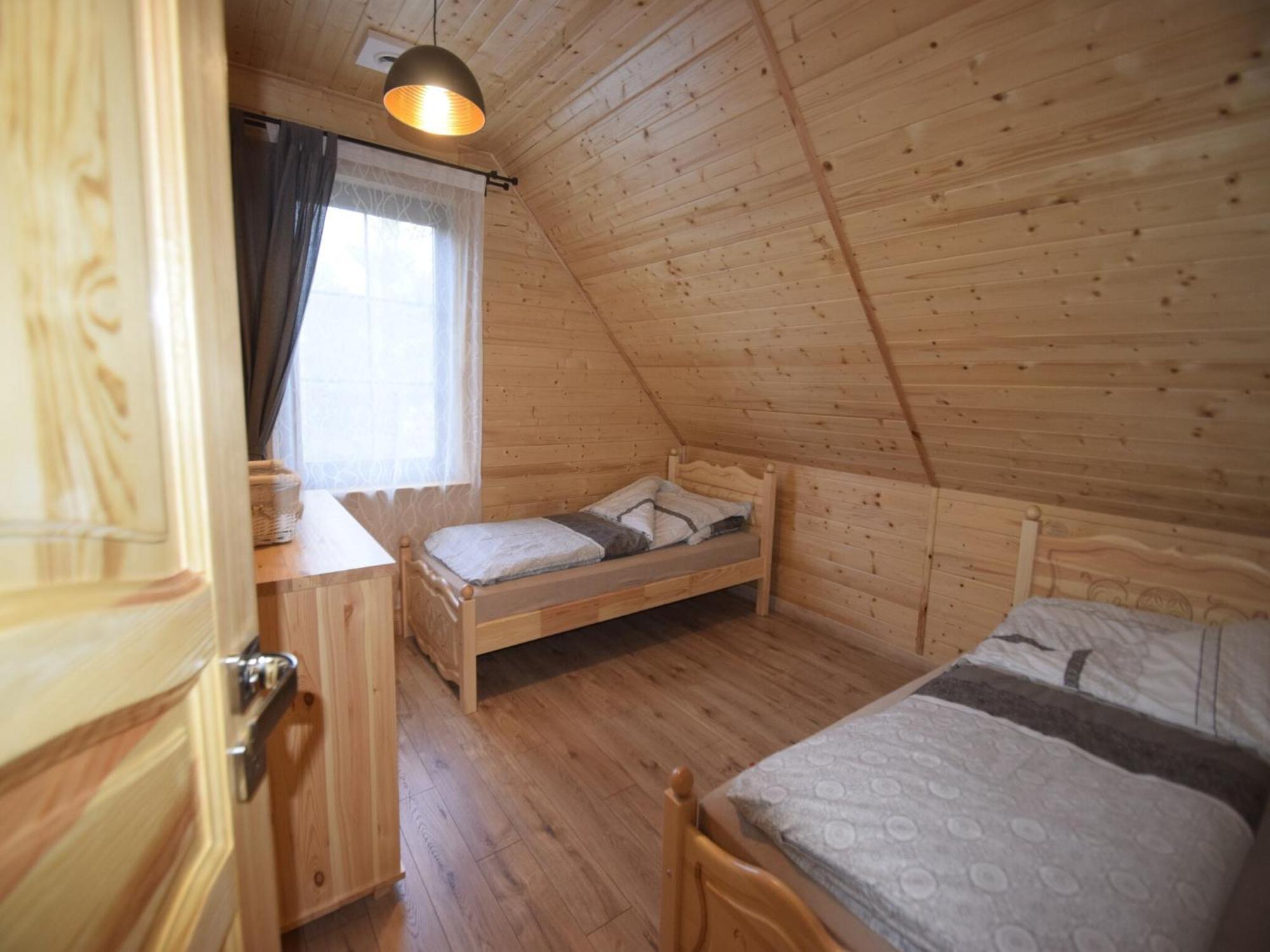 Wooden Holiday Home In Skrzynia With Terrace Osiek  ภายนอก รูปภาพ