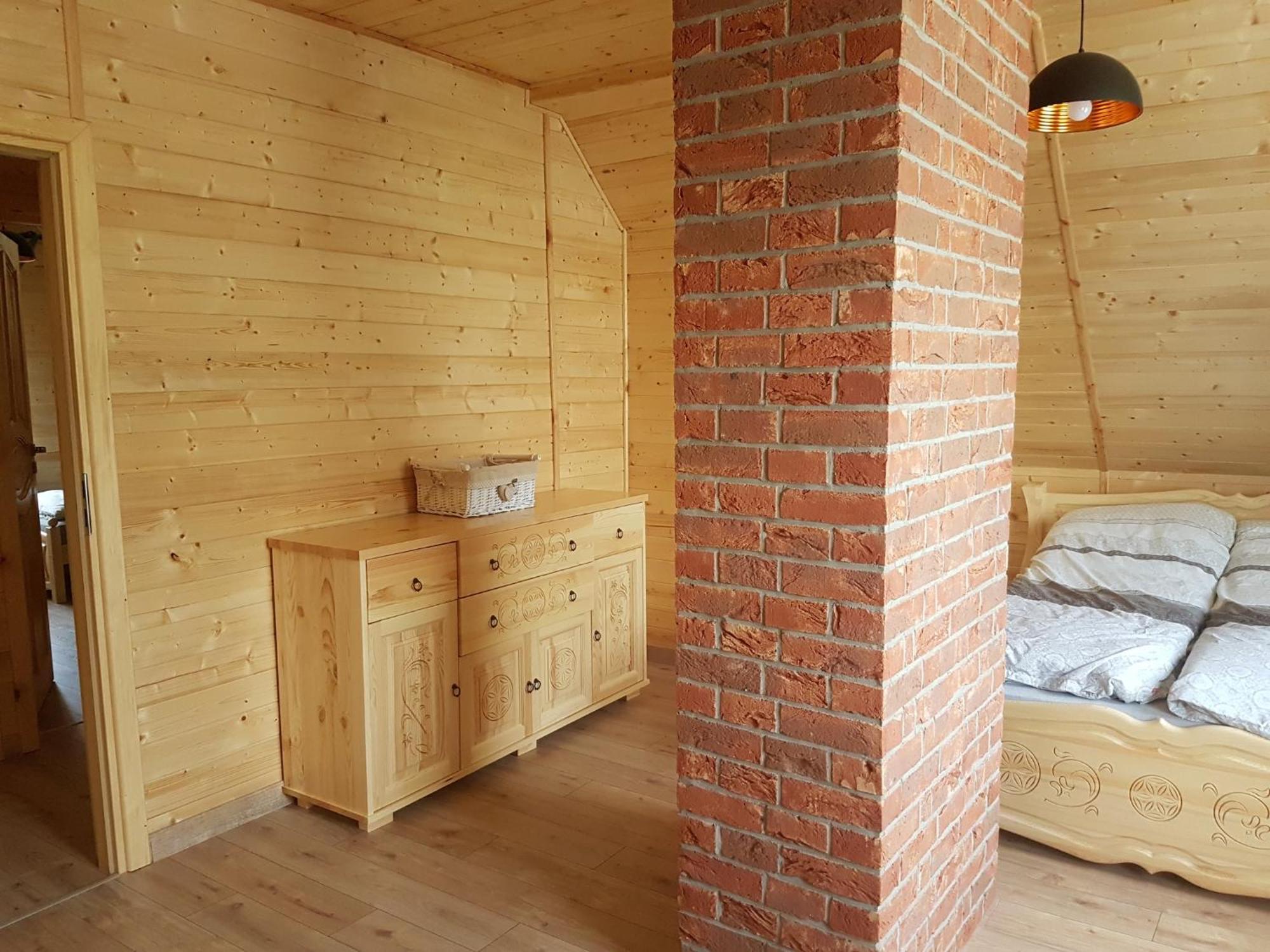 Wooden Holiday Home In Skrzynia With Terrace Osiek  ภายนอก รูปภาพ