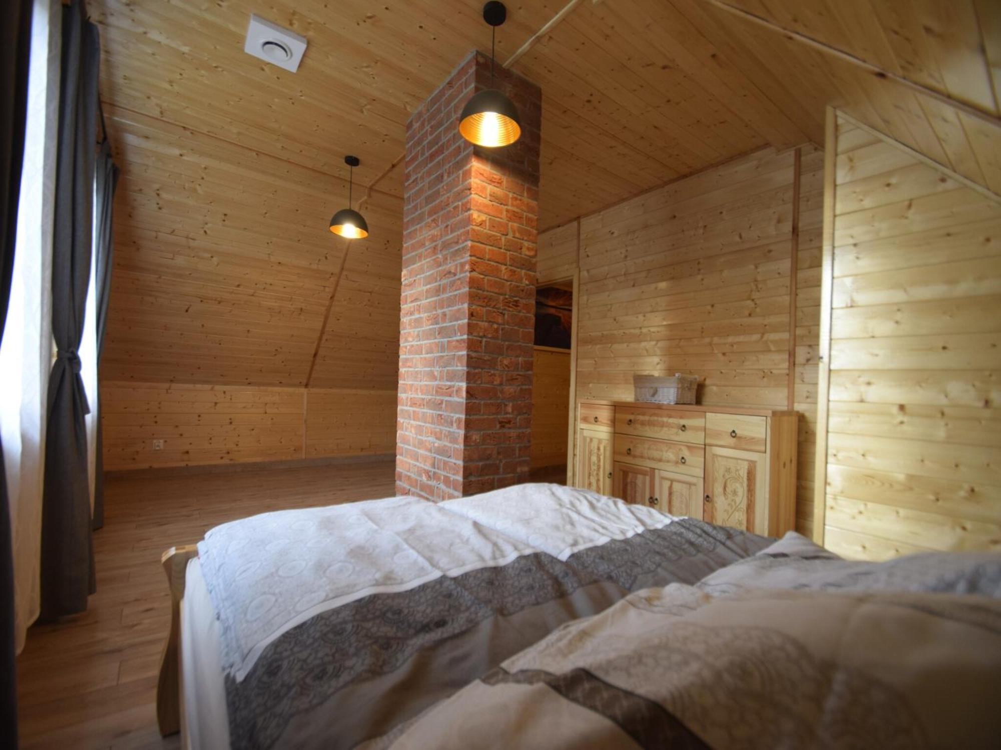 Wooden Holiday Home In Skrzynia With Terrace Osiek  ภายนอก รูปภาพ