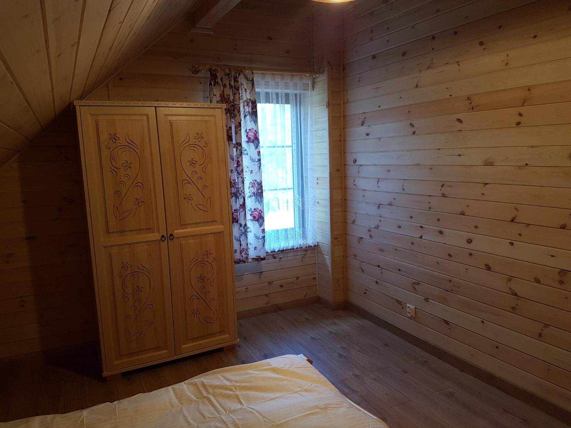 Wooden Holiday Home In Skrzynia With Terrace Osiek  ภายนอก รูปภาพ