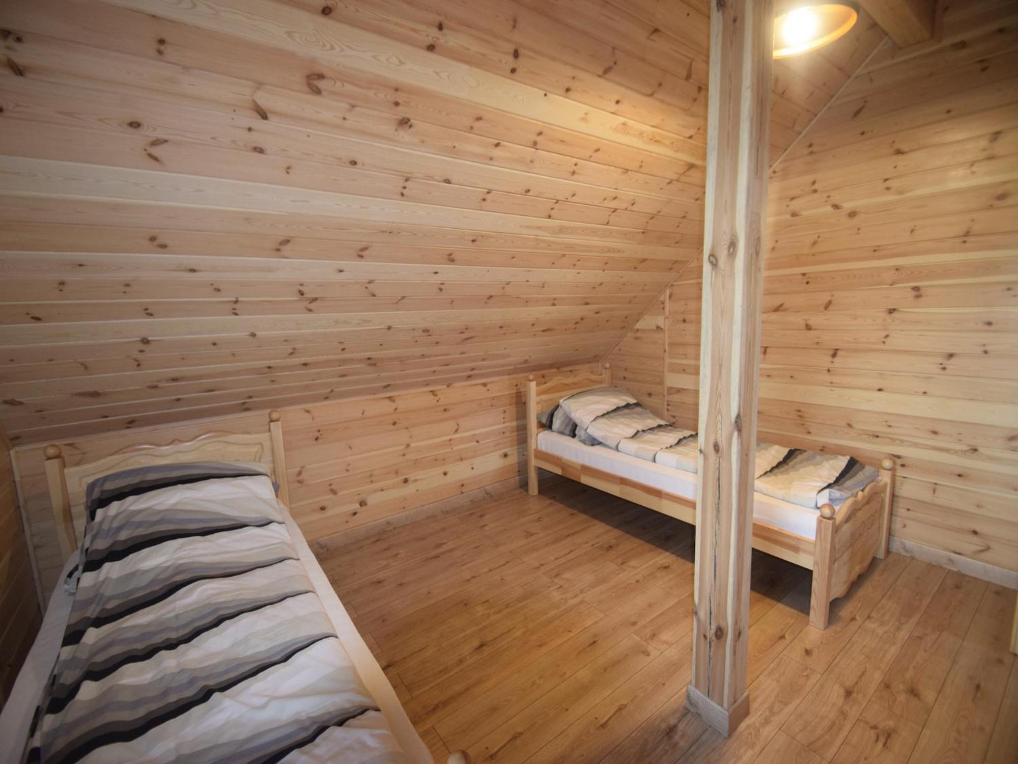 Wooden Holiday Home In Skrzynia With Terrace Osiek  ภายนอก รูปภาพ